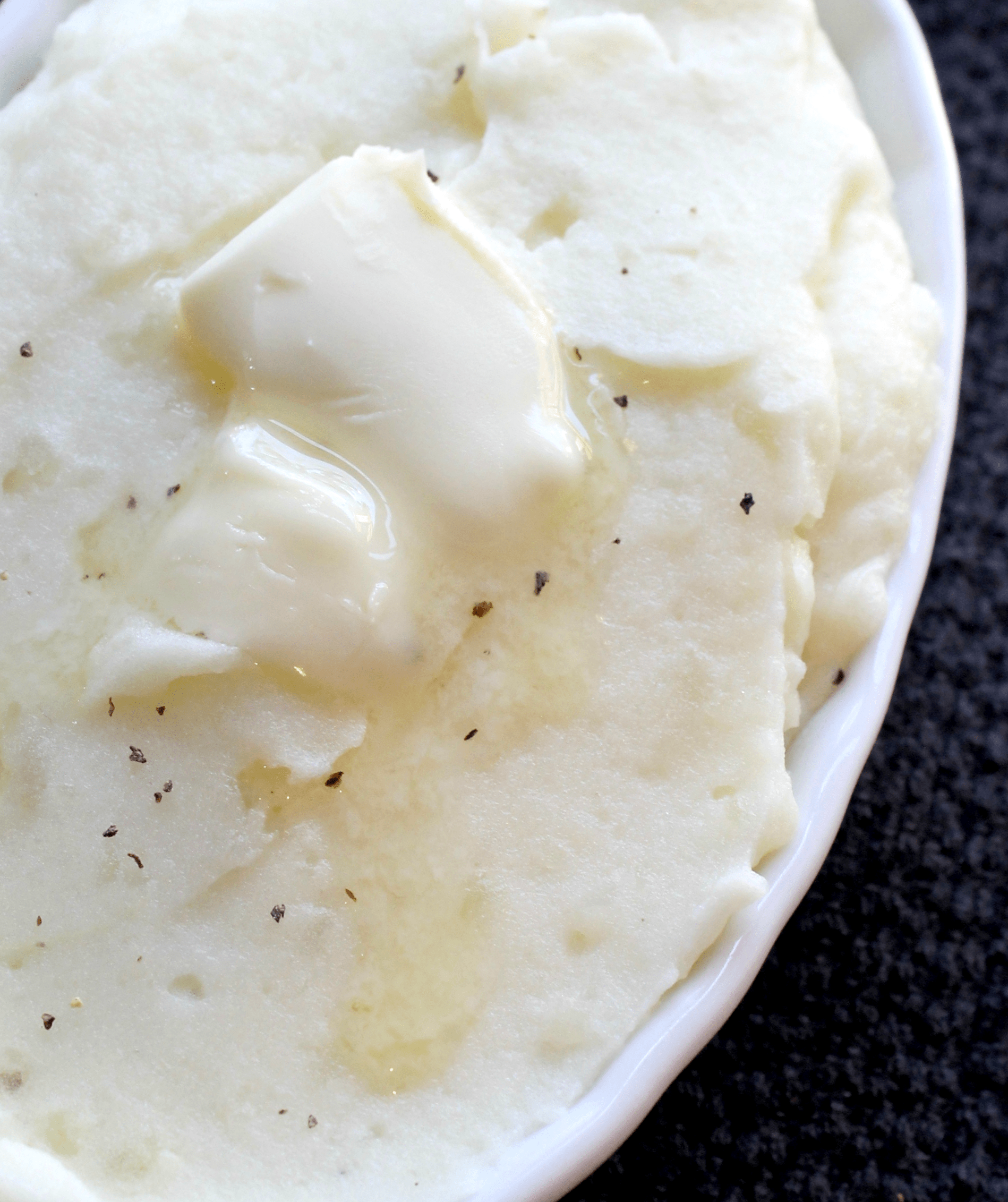 Quick and Easy Instant Pot Pressure Cooker Mashed Potatoes.