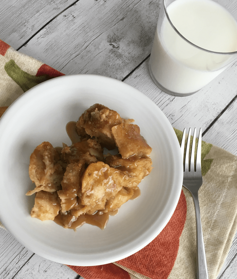 You'll love how easy it is to make this caramel pumpkin spice bread pudding in the pressure cooker! It saves time and the result is warmly decadent! Click through to learn how! Instant Pot Bread Pudding | Pumpkin Bread Pudding in the Pressure Cooker | Pressure Cooker Breakfasts | Pressure Cooker Desserts