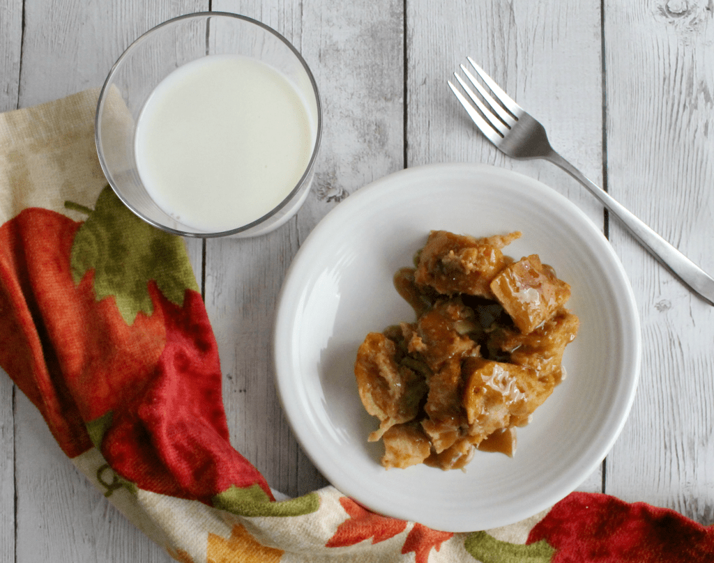 You'll love how easy it is to make this caramel pumpkin spice bread pudding in the pressure cooker! It saves time and the result is warmly decadent! Click through to learn how! Instant Pot Bread Pudding | Pumpkin Bread Pudding in the Pressure Cooker | Pressure Cooker Breakfasts | Pressure Cooker Desserts