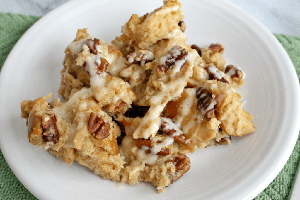 If you need a quick and easy breakfast for Christmas morning, this eggnog pecan baked french toast in the pressure cooker fits the bill! Pressure Cooker French Toast | Instant Pot French Toast | Christmas Morning Breakfast Idea