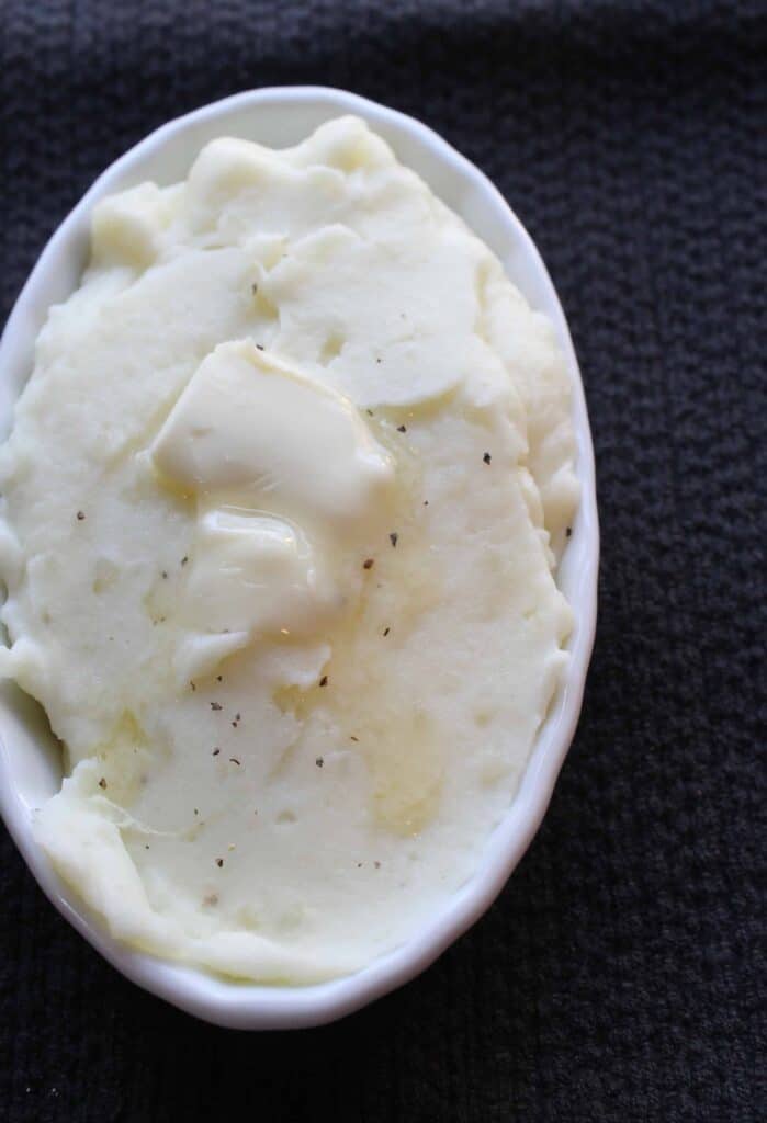 Quick and Easy Instant Pot Pressure Cooker Mashed Potatoes