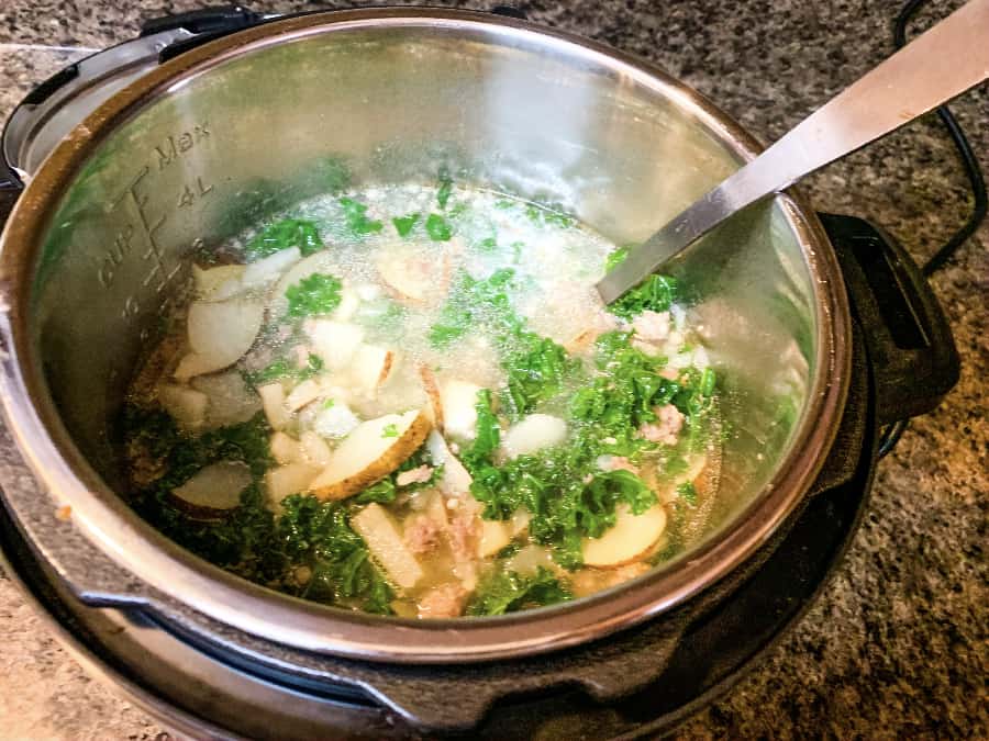 Instant Pot healthy zuppa toscana soup that was just cooked