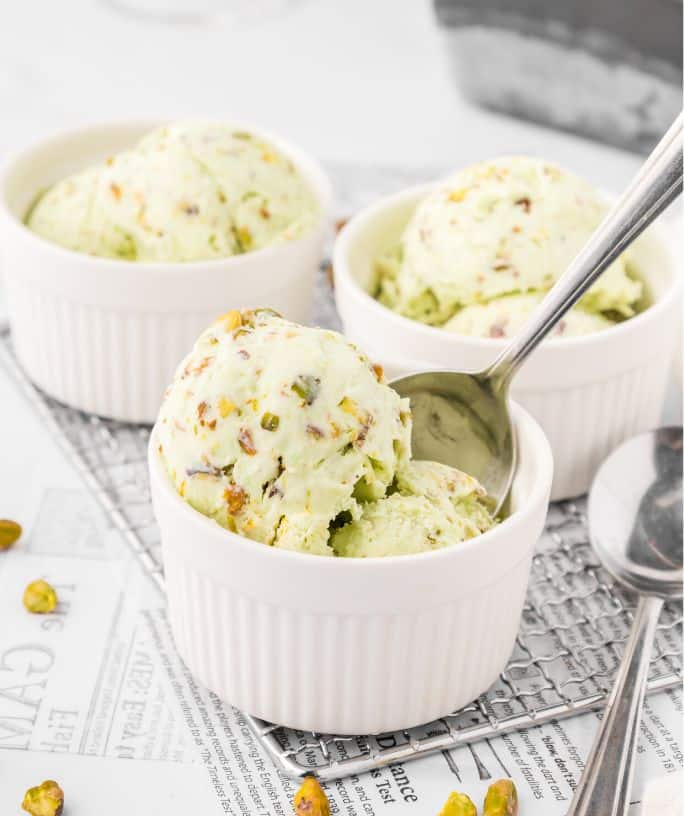 https://marginmakingmom.com/wp-content/uploads/2020/06/No-Churn-Pistachio-Ice-Cream-FEATURE.jpg