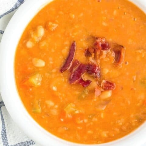 Instant Pot Bean with Bacon Soup