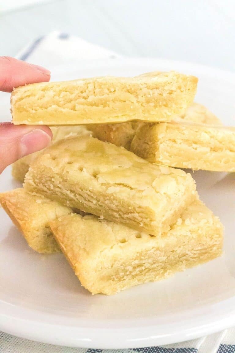 Easy Scottish Shortbread Cookies For The Holidays Margin Making Mom   Holiday Shortbread Cookies 1 768x1152 