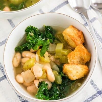 Easy Instant Pot White Bean Soup
