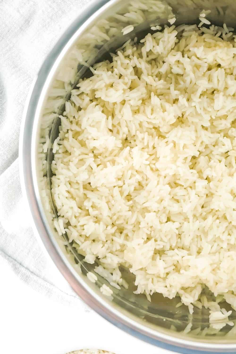 freshly cooked white rice cooked in an Instant Pot or Ninja Foodi pressure cooker