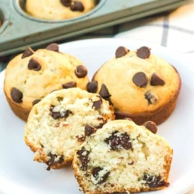 Easy Chocolate Chip Bisquick Muffins