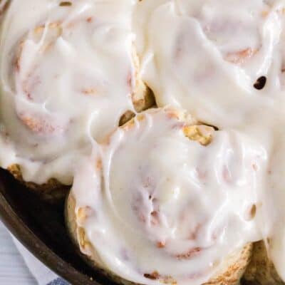 Quick Cinnamon Rolls (Ready In 30 Minutes!)