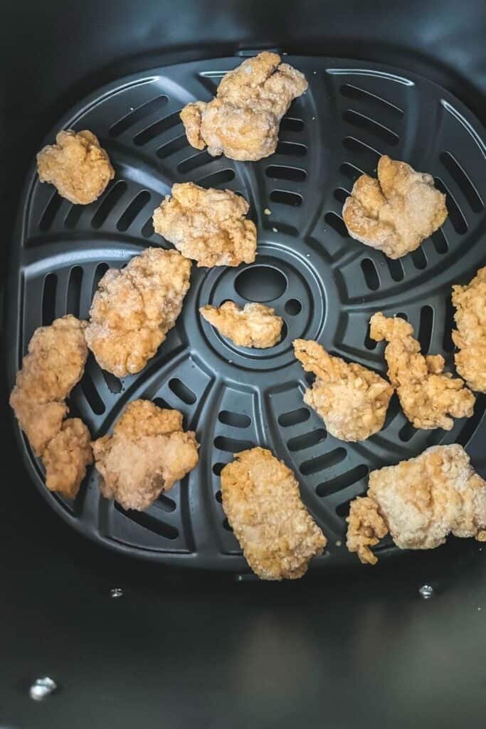 Tiefgefrorene Chicken Nuggets In Der Heißluftfritteuse Easy Air Fryer Frozen Chicken Nuggets - Margin Making Mom®
