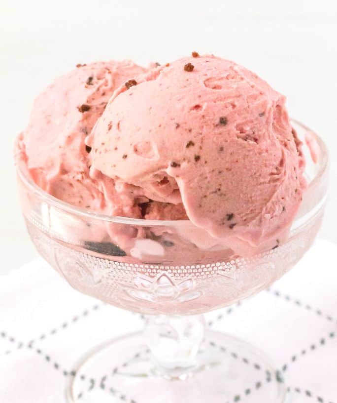 https://marginmakingmom.com/wp-content/uploads/2023/04/Ninja-Creami-Cherry-Chocolate-Ice-Cream-FEATURE.jpg