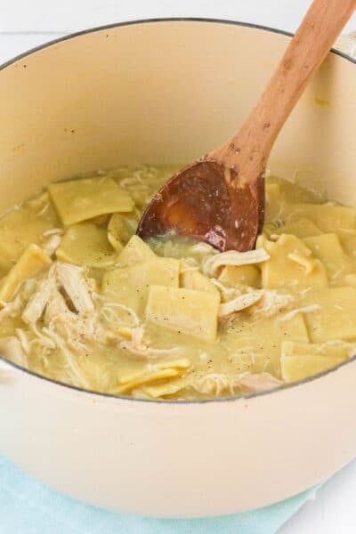 Easy Chicken And Dumplings Recipe With Frozen Dumplings - Margin Making ...