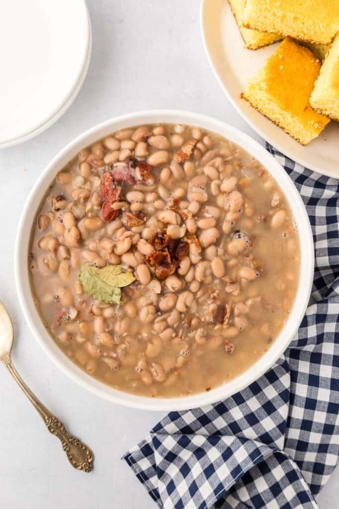 OldFashioned Pinto Beans and Cornbread Margin Making Mom®