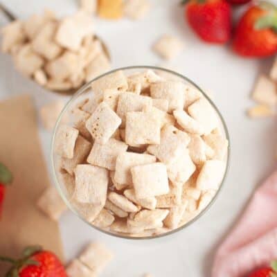 Strawberry Cheesecake Muddy Buddies (AKA Puppy Chow)